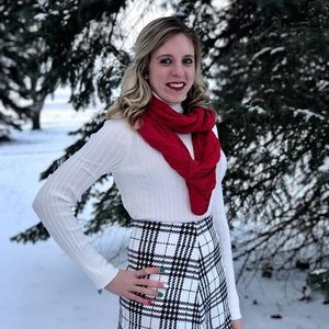 Meet your Posher, Alexis